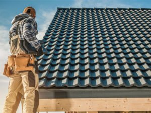 tile-roofing-worker.jpg